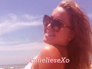 AnnelieseXo