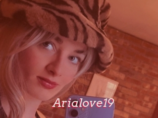 Arialove19