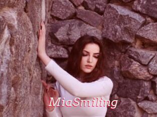 MiaSmiling
