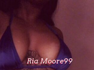 Ria_Moore99